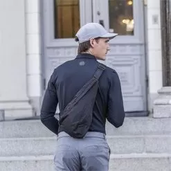 Galvin Green Tate Slingbag Black 77 7 Galvin Green Tate Slingbag Black 77 -Sale Golf Online G1298002 2 L